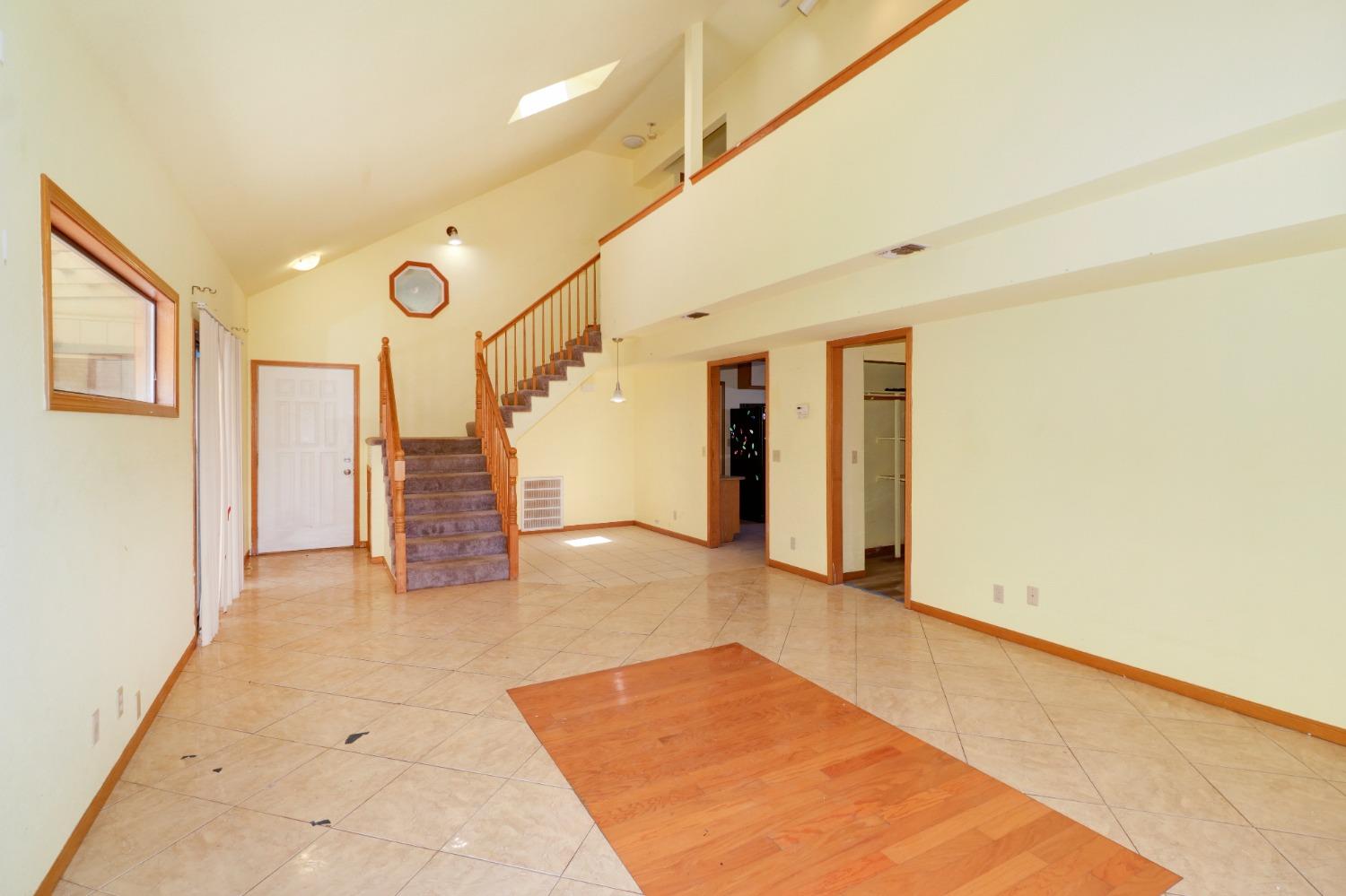 8600 Tiogawoods Drive