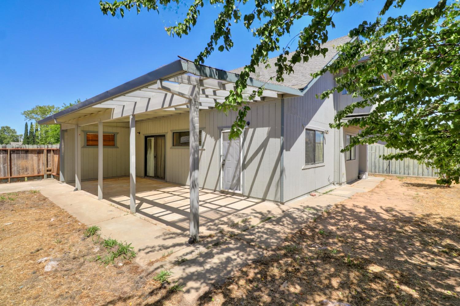 8600 Tiogawoods Drive