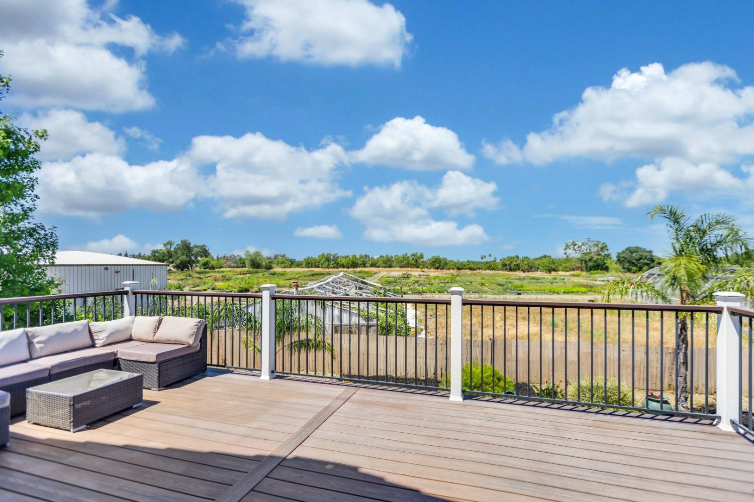 8436 ARROWROOT Circle