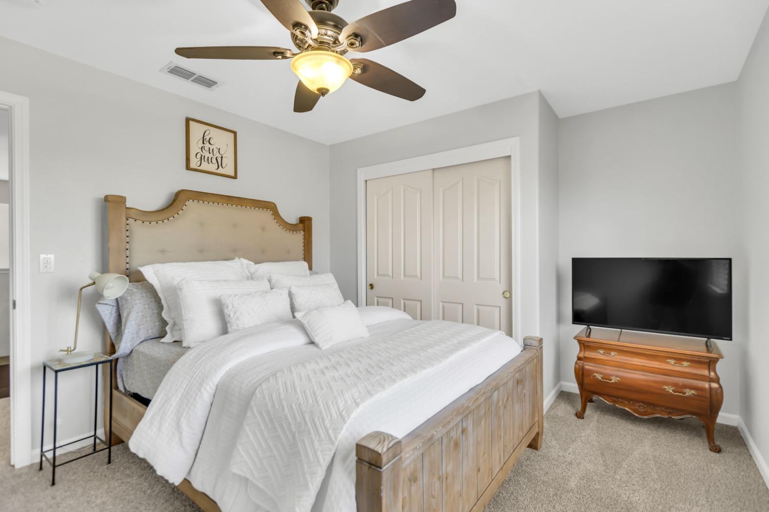 8436 ARROWROOT Circle