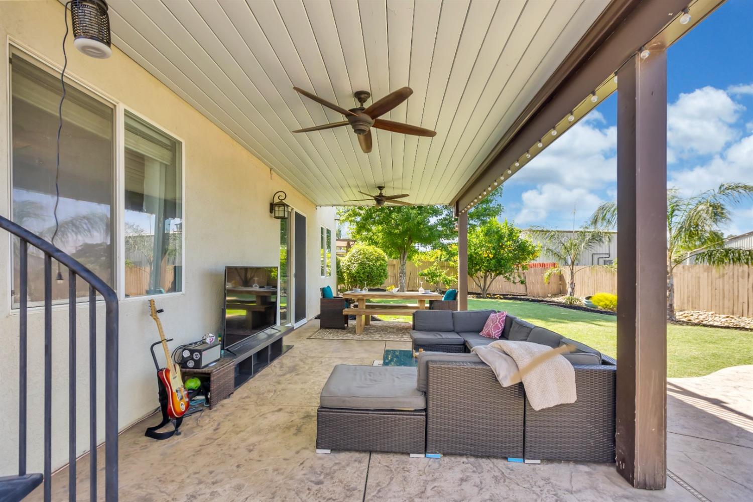 8436 ARROWROOT Circle