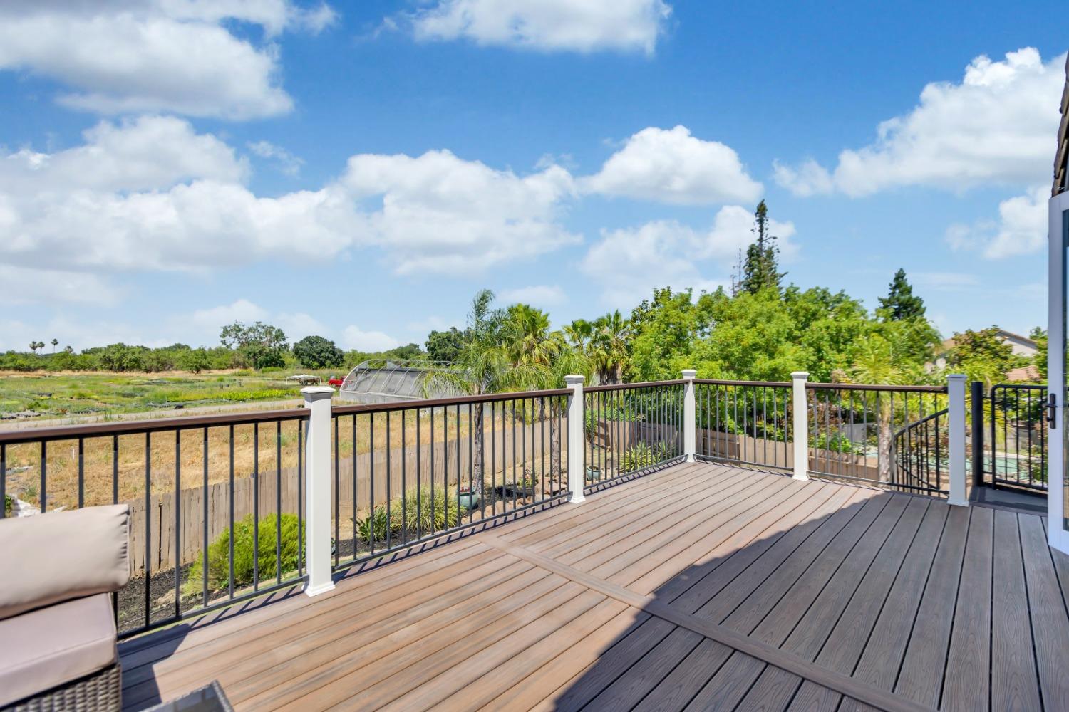 8436 ARROWROOT Circle