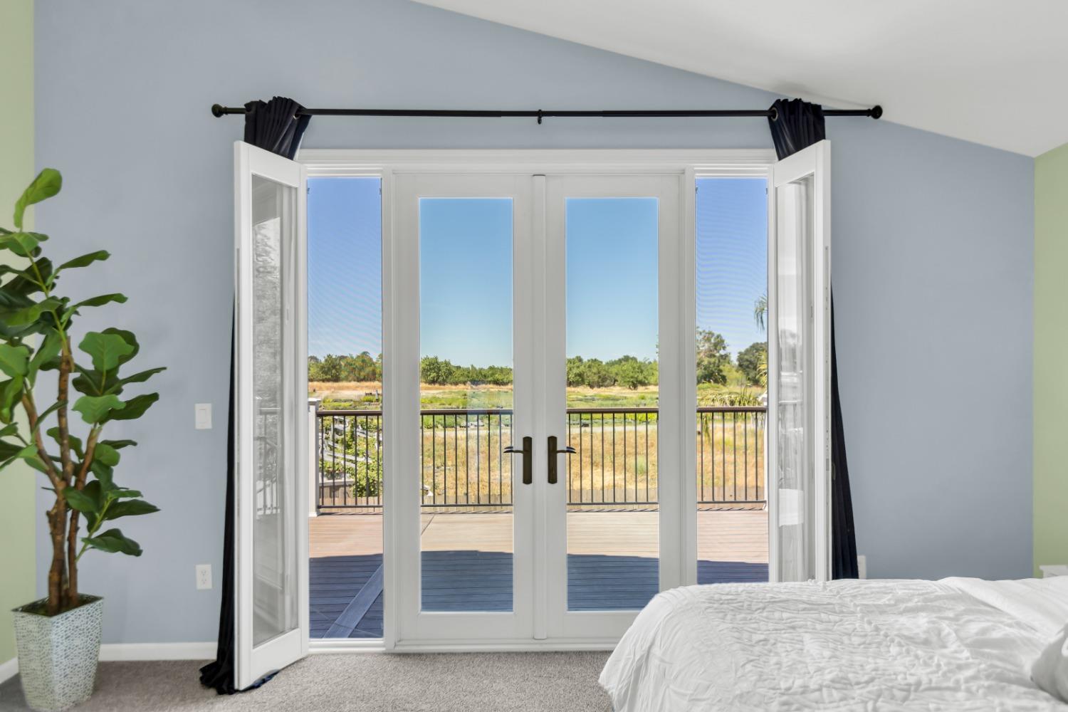 8436 ARROWROOT Circle