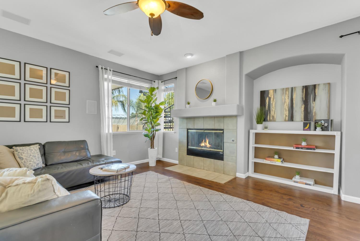 8436 ARROWROOT Circle