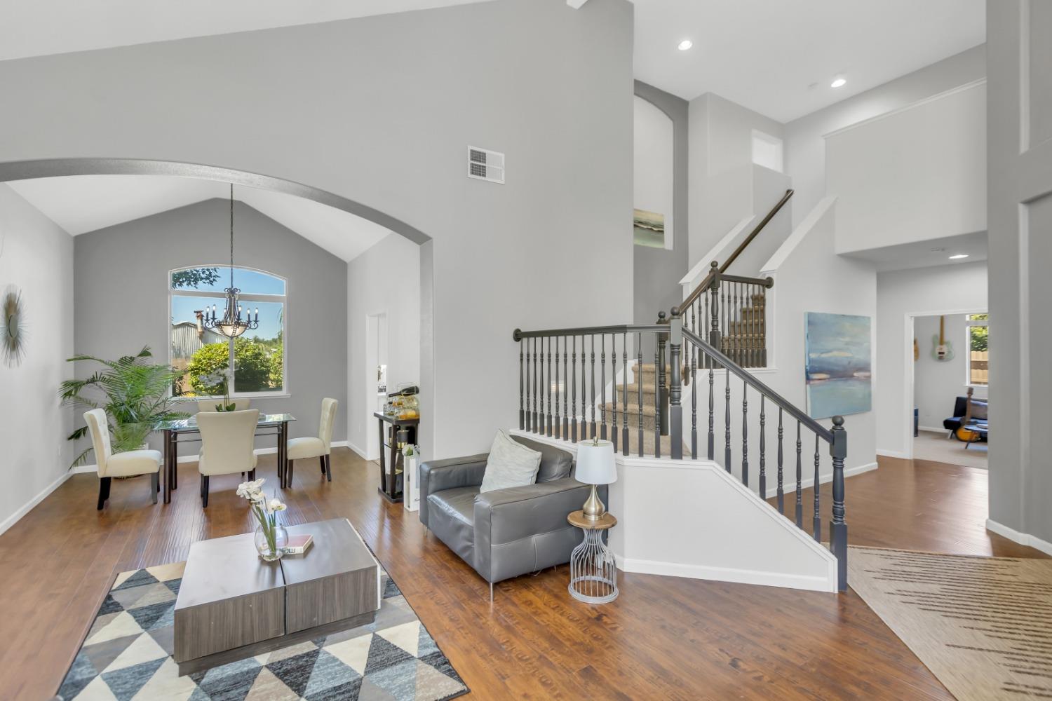 8436 ARROWROOT Circle