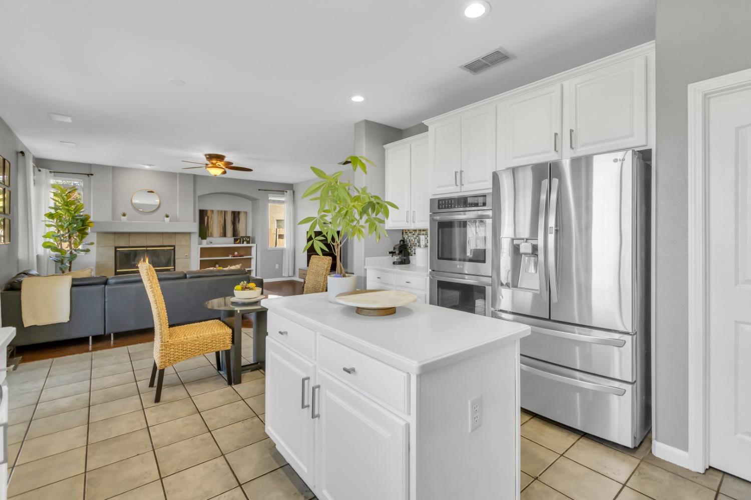 8436 ARROWROOT Circle