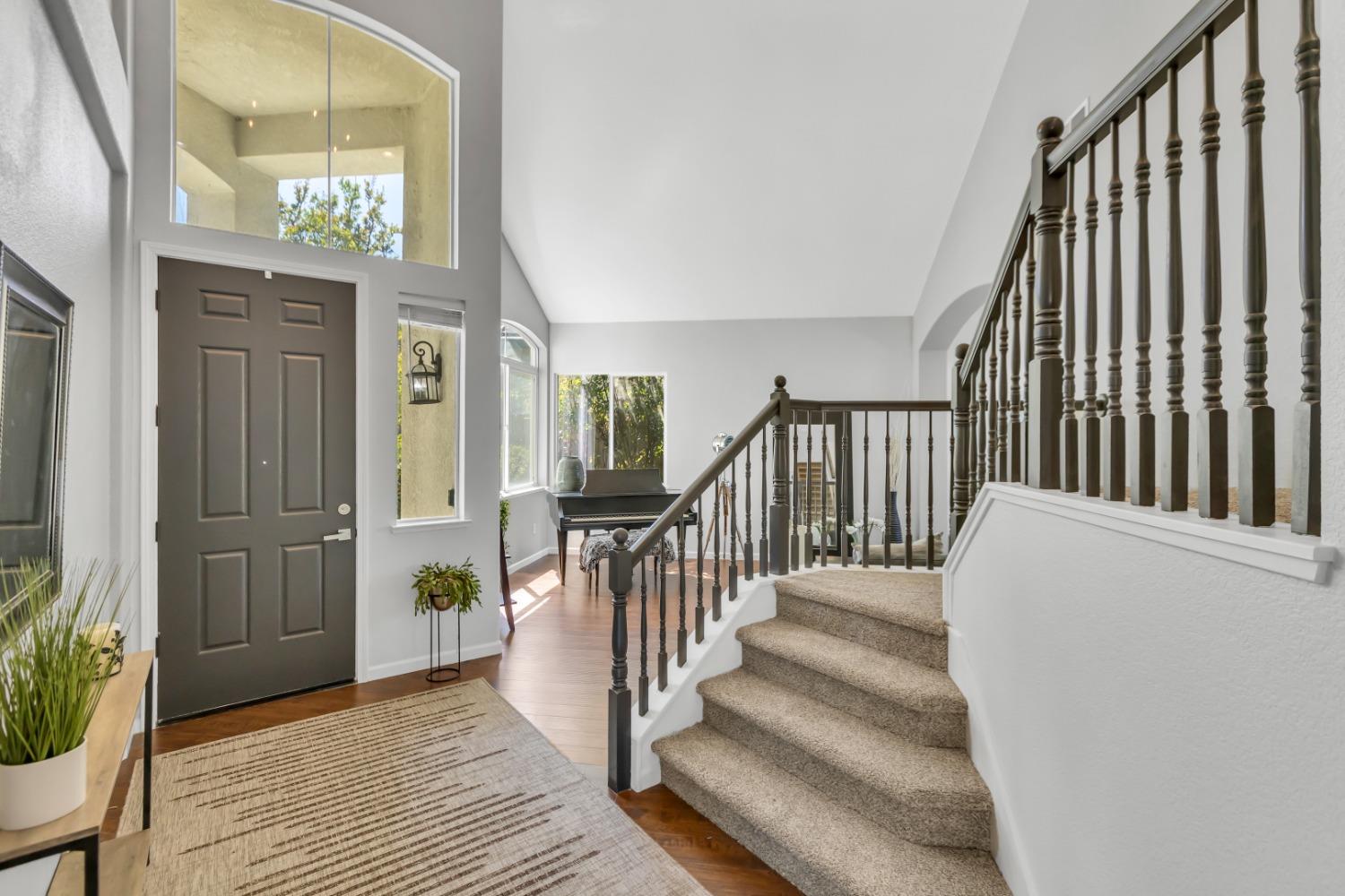 8436 ARROWROOT Circle