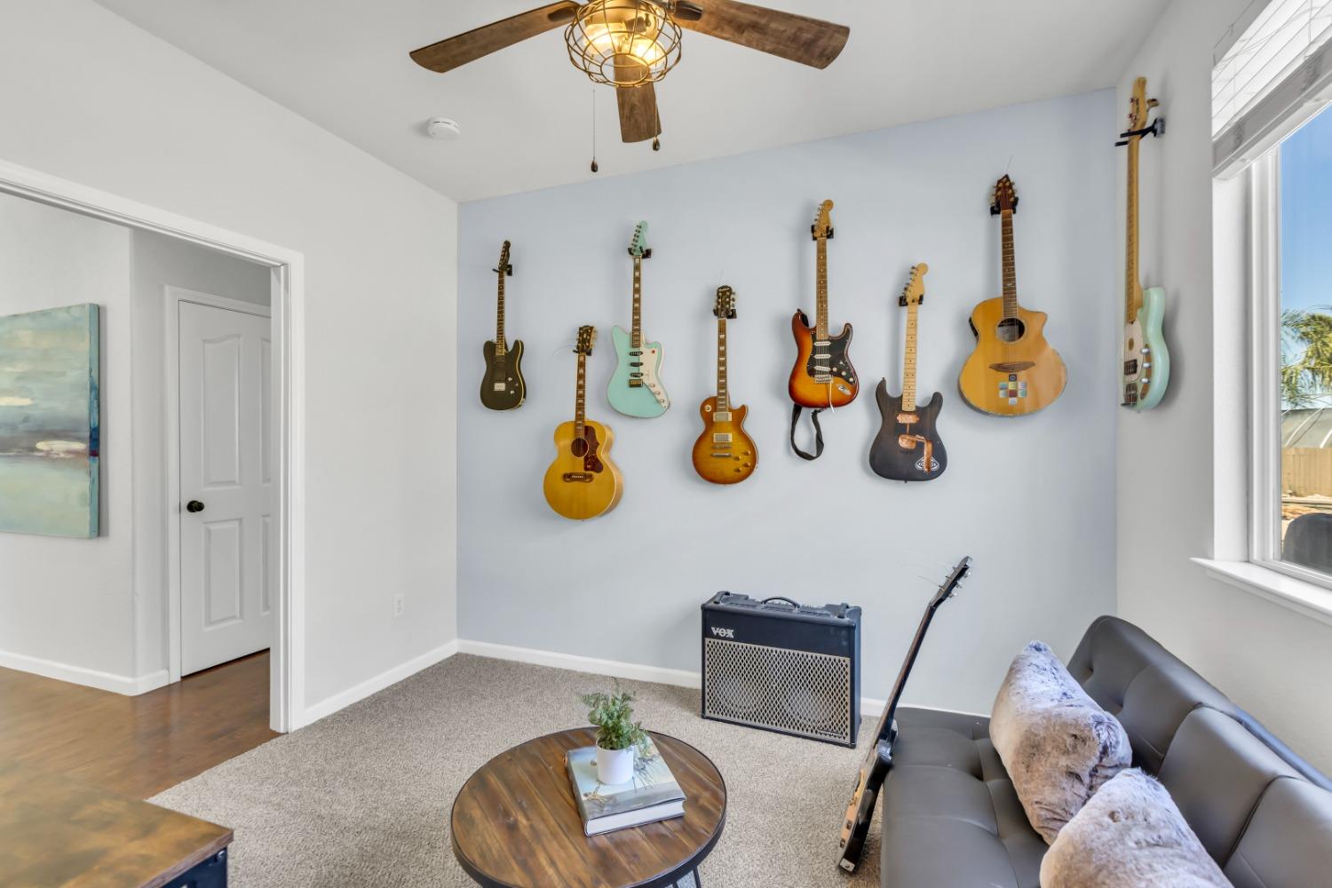 8436 ARROWROOT Circle