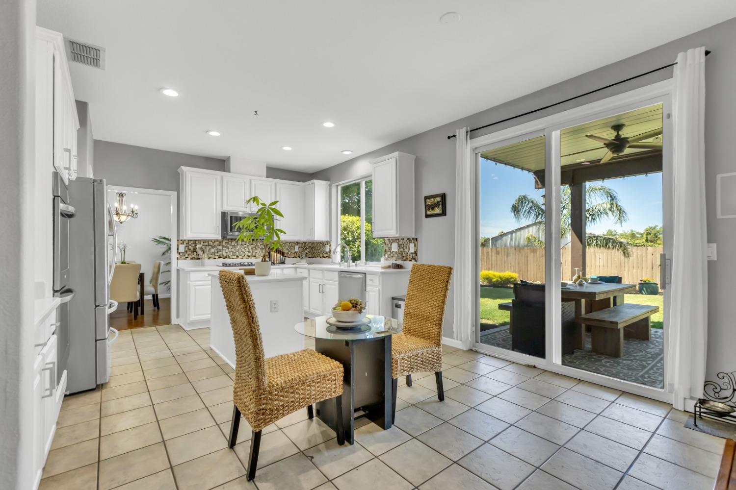 8436 ARROWROOT Circle