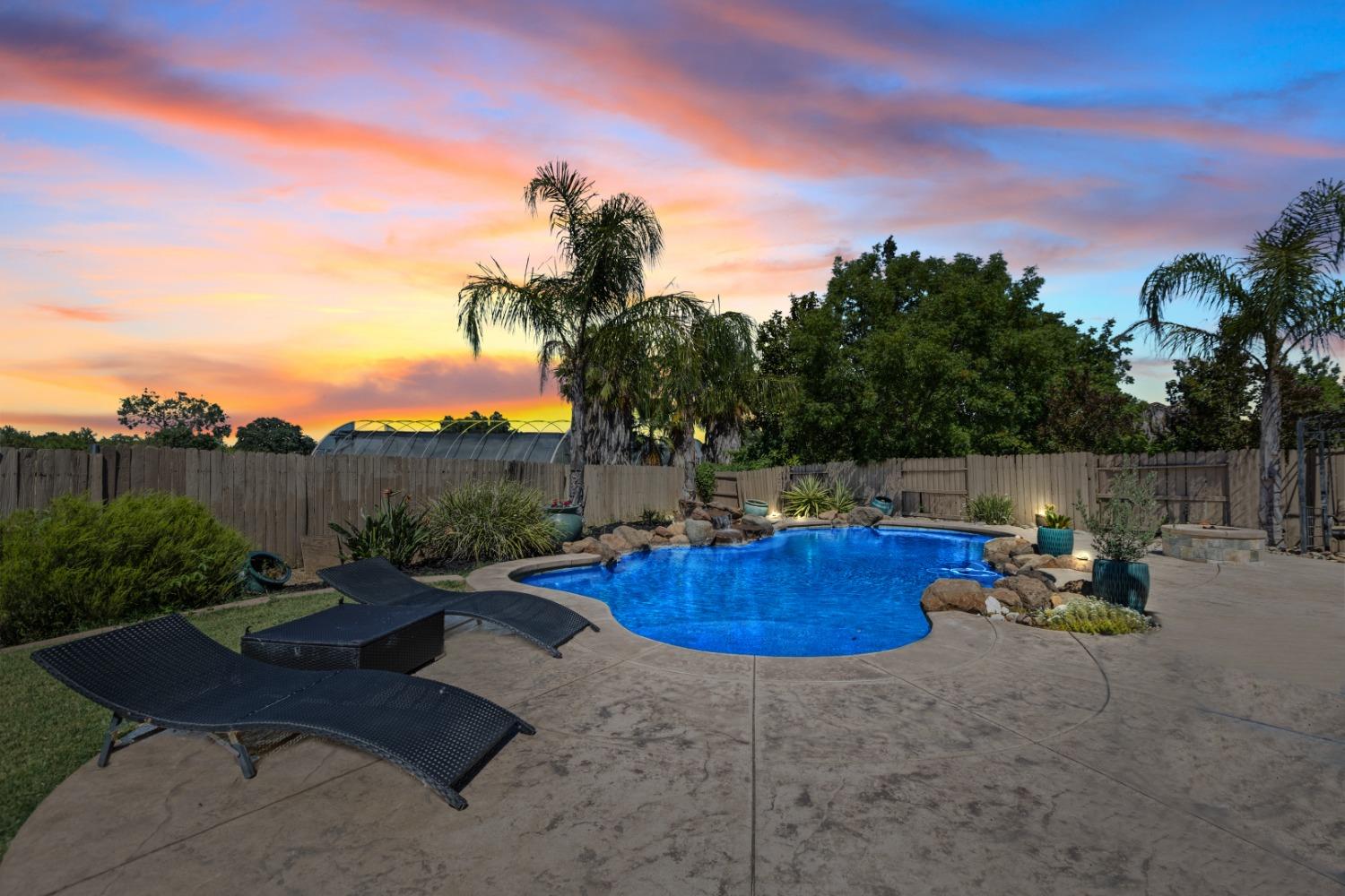 8436 ARROWROOT Circle