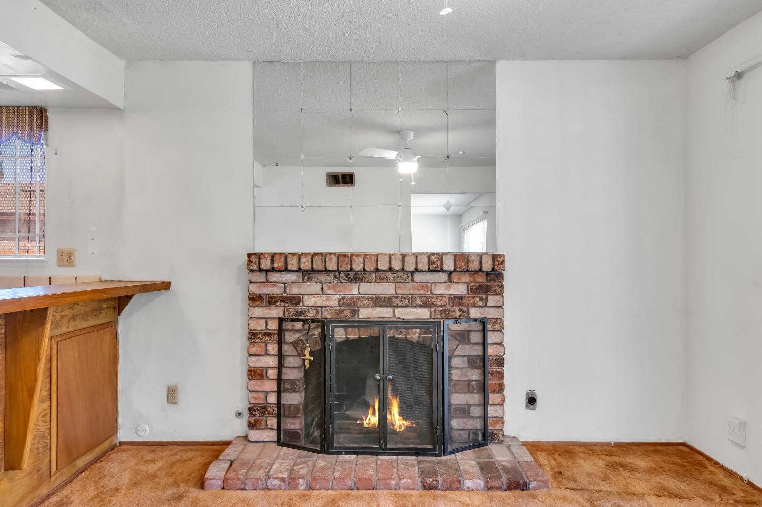2931 TRENTWOOD Way