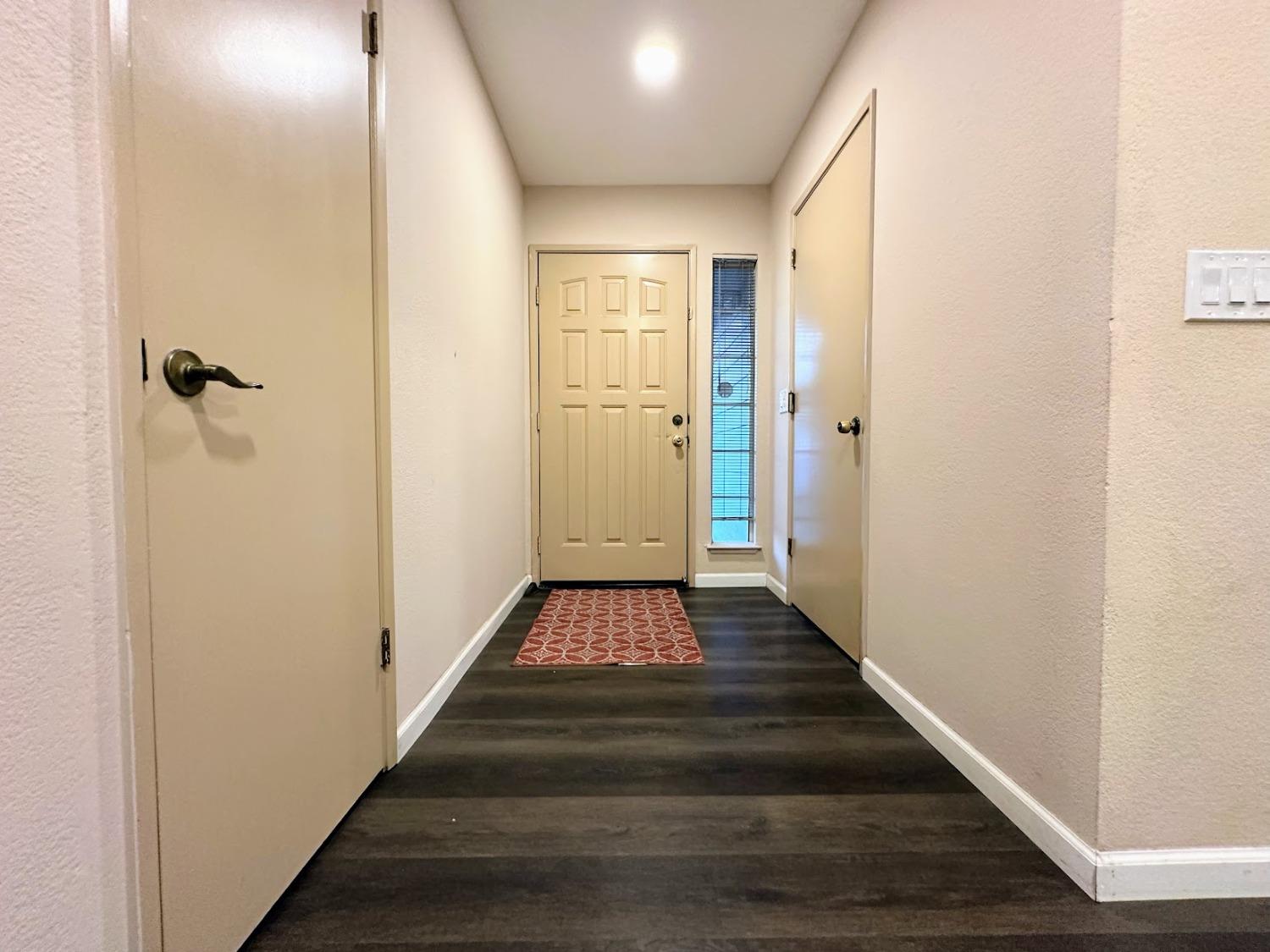 8220 Cottonfield Way