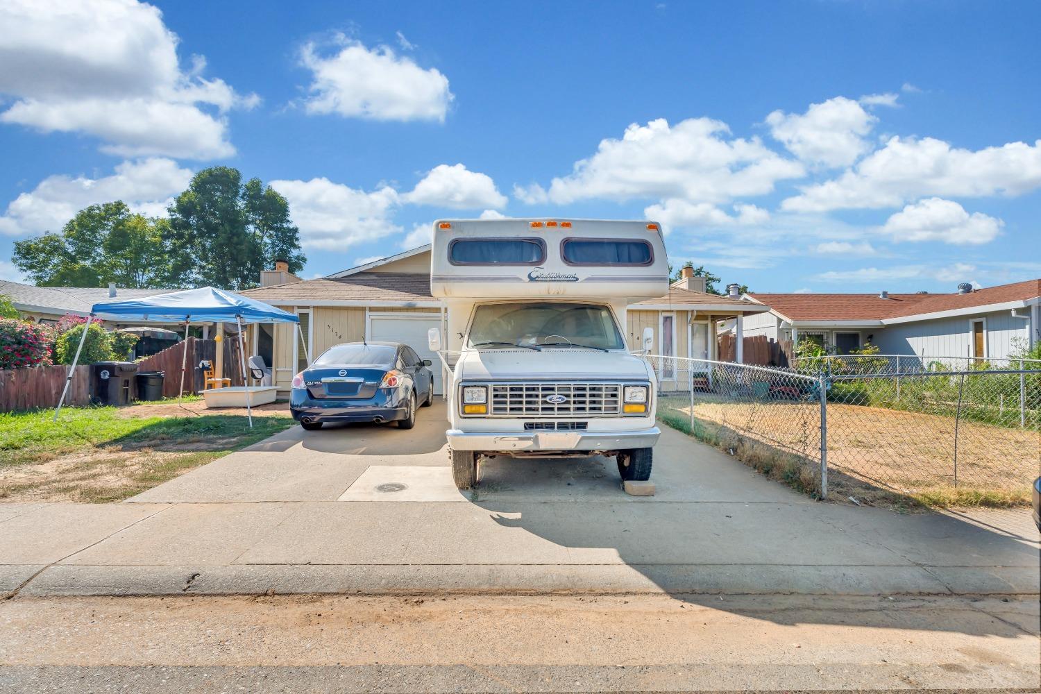 3174 LAURELHURST Drive