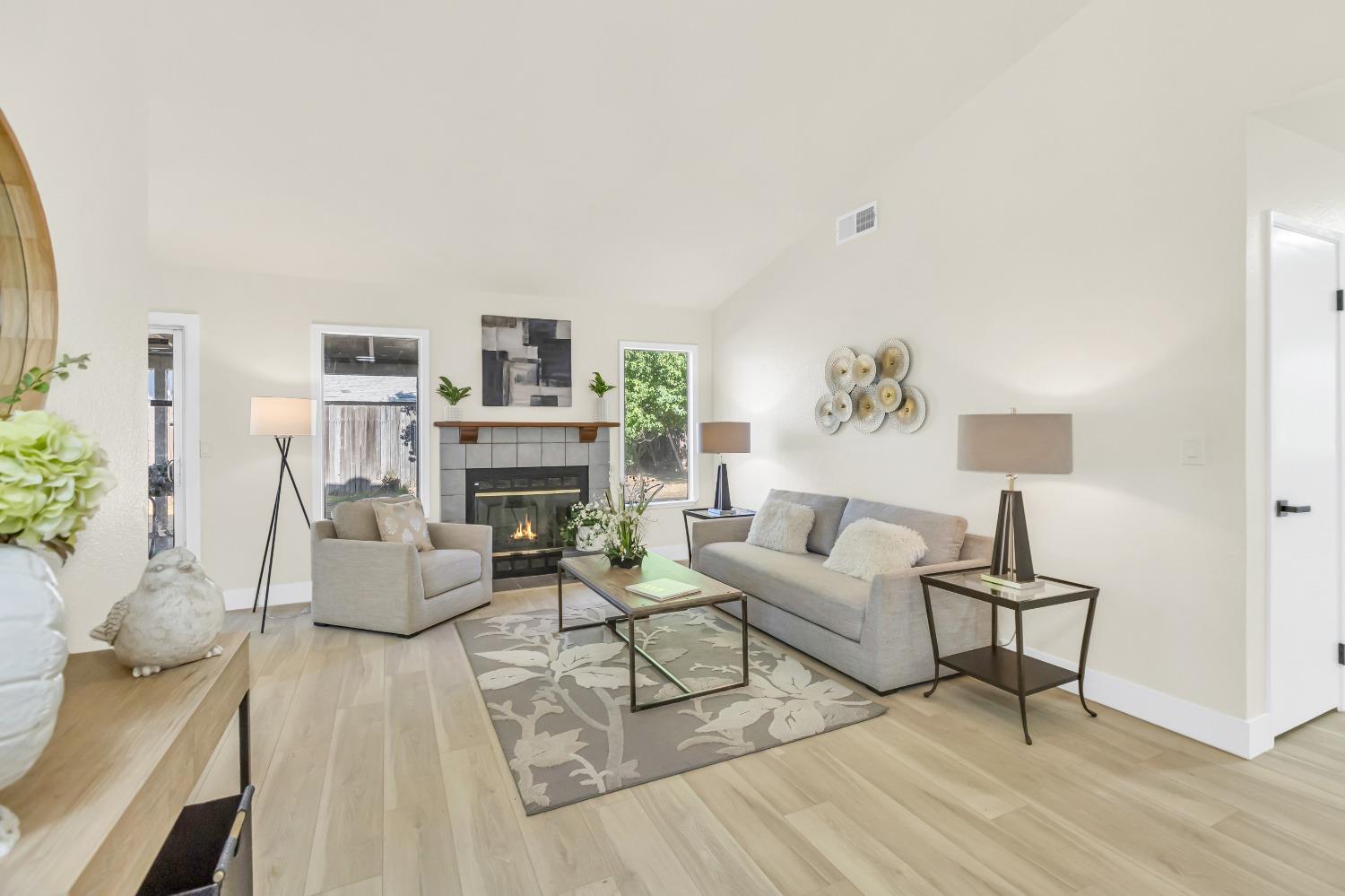 8161 DUNES Court