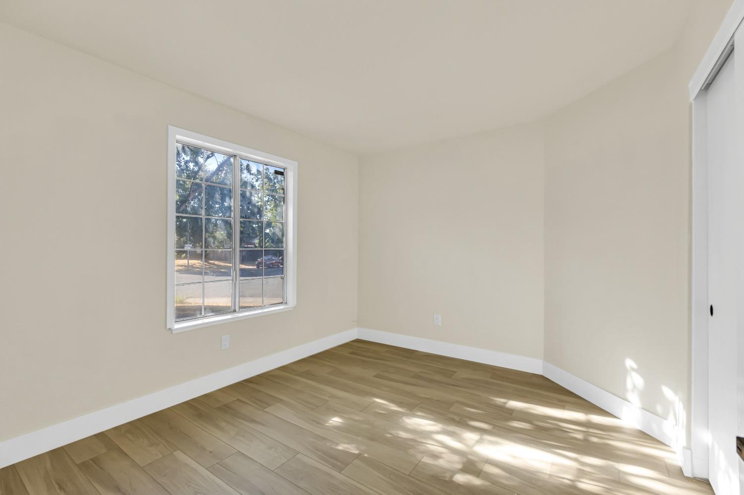 8161 DUNES Court