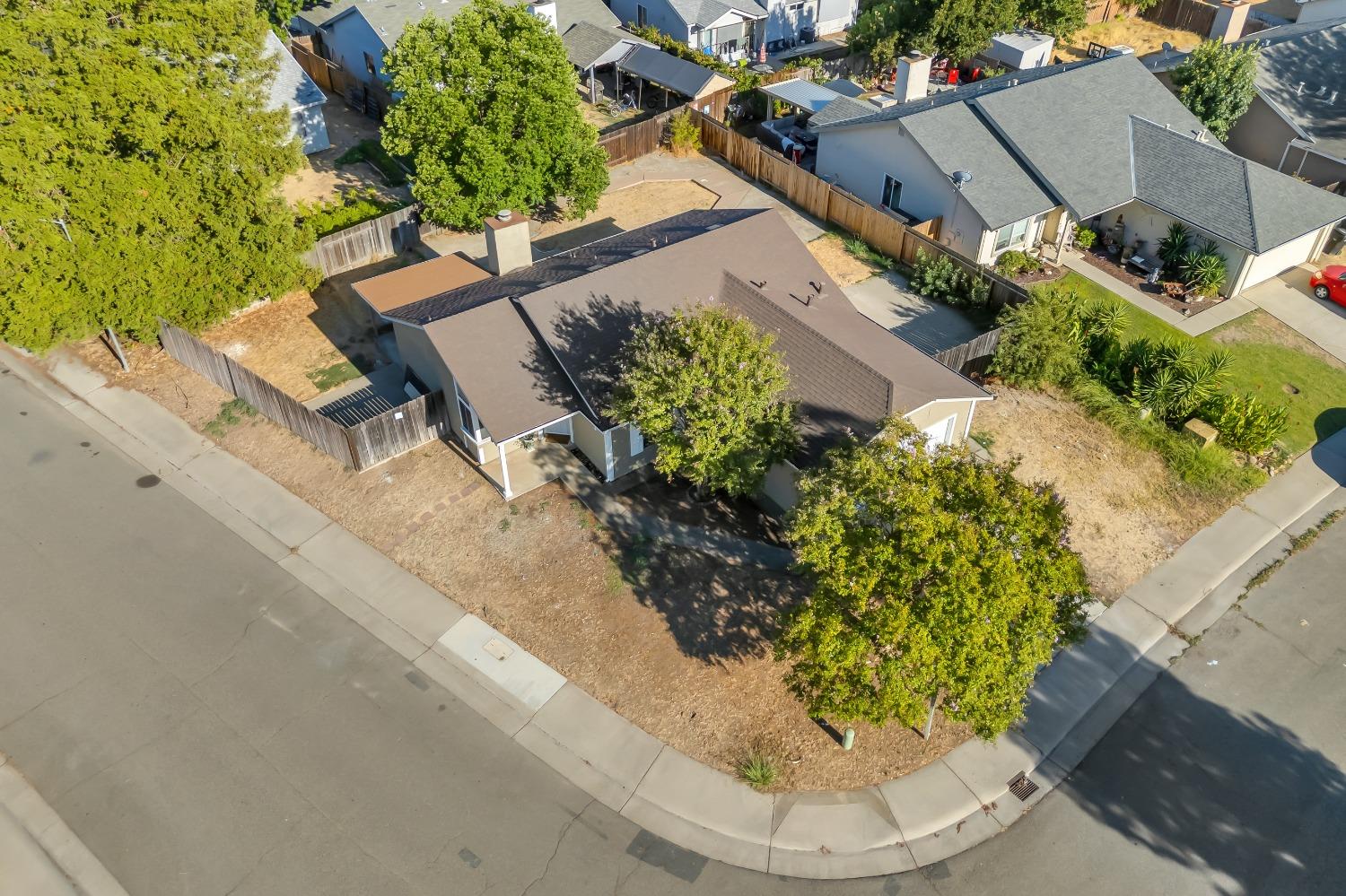8161 DUNES Court
