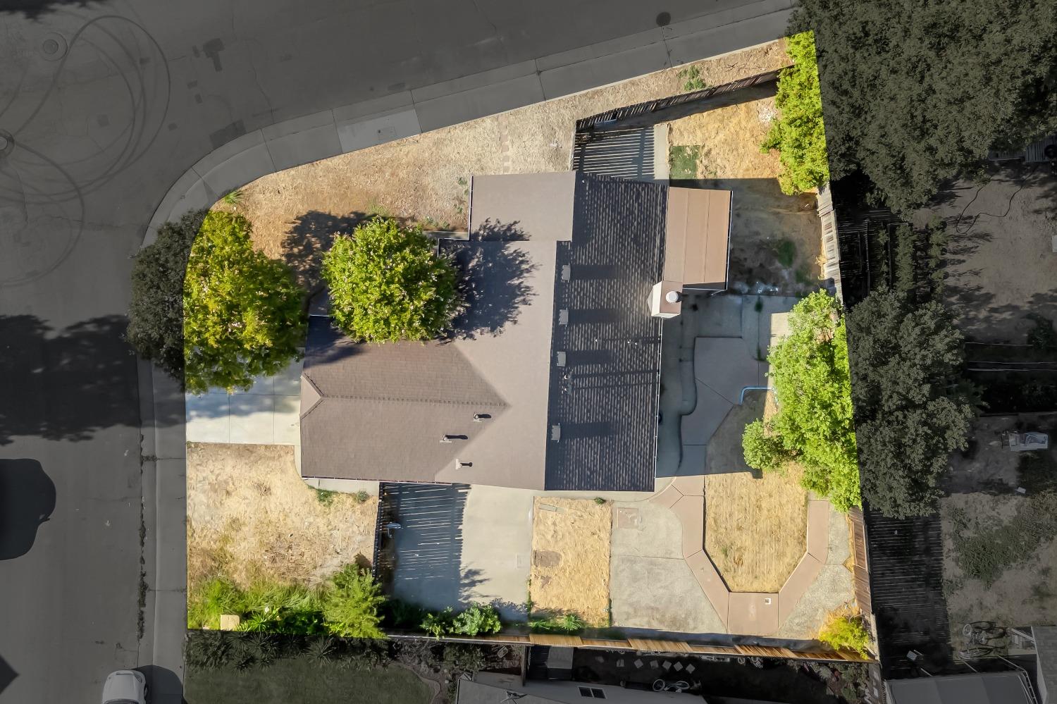 8161 DUNES Court