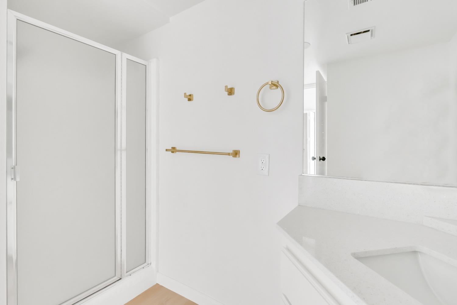 1111 Cedar Creek Drive 25