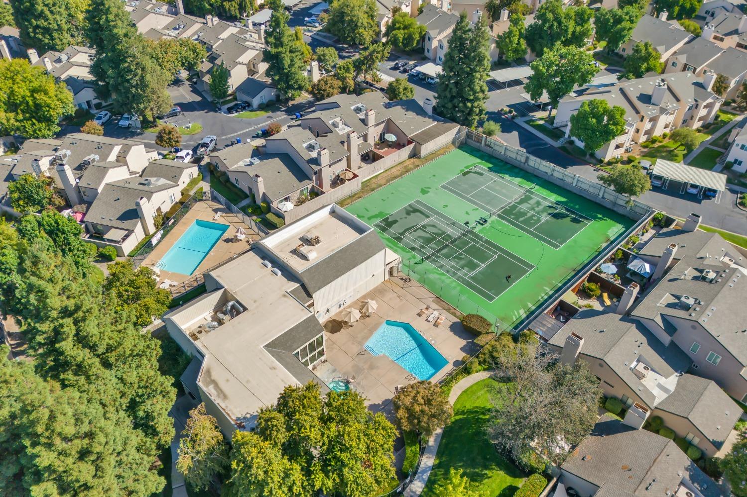 1111 Cedar Creek Drive 25