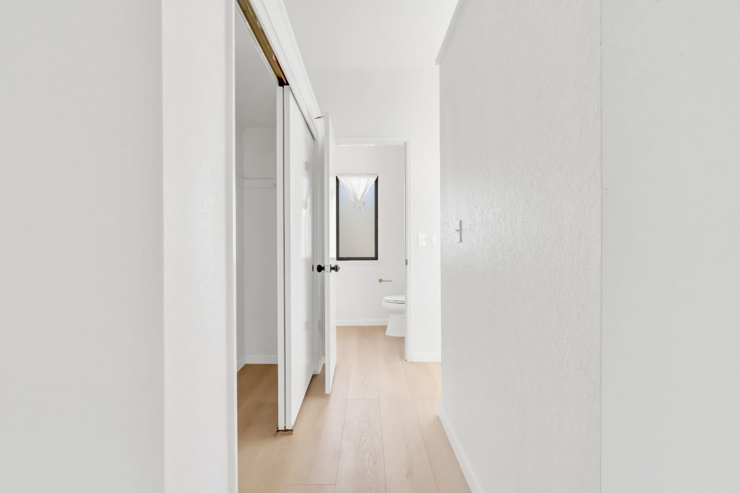 1111 Cedar Creek Drive 25