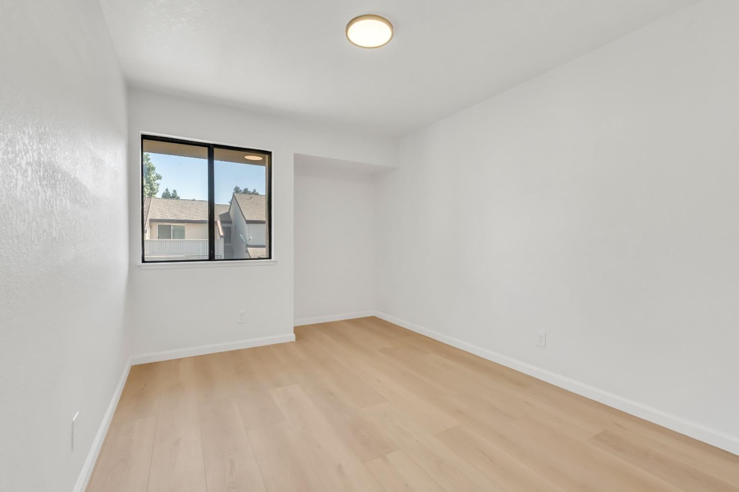 1111 Cedar Creek Drive 25