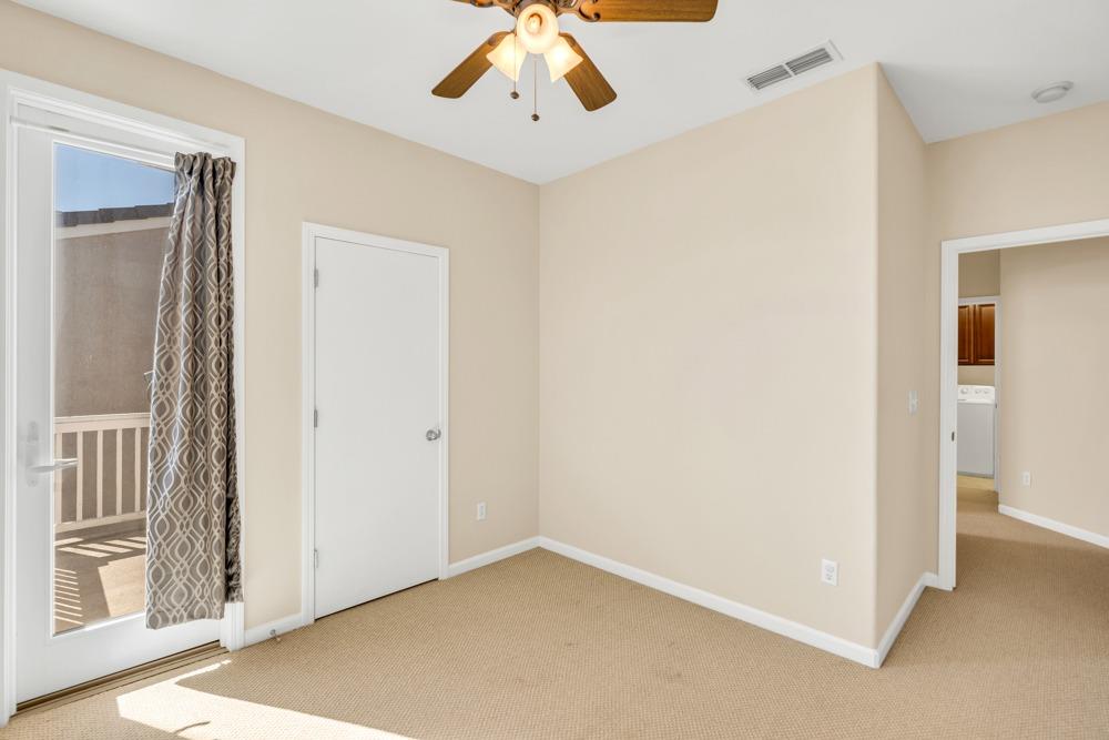 3919 Streamline Street