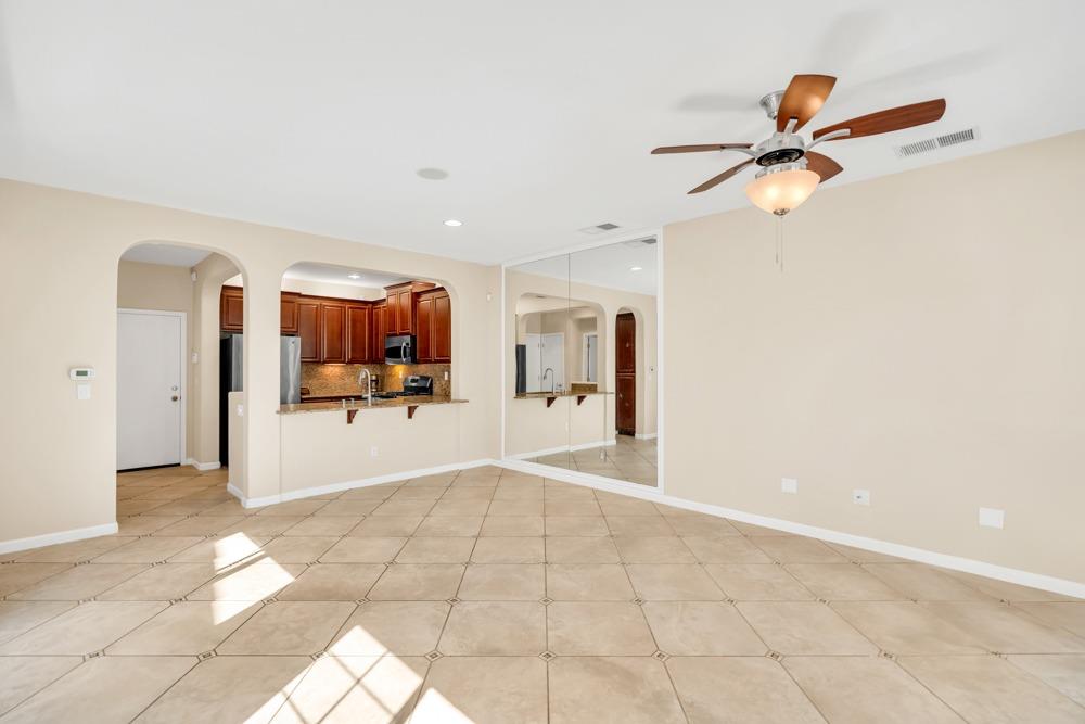 3919 Streamline Street