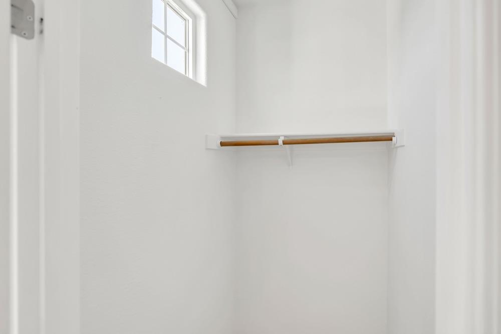 3919 Streamline Street