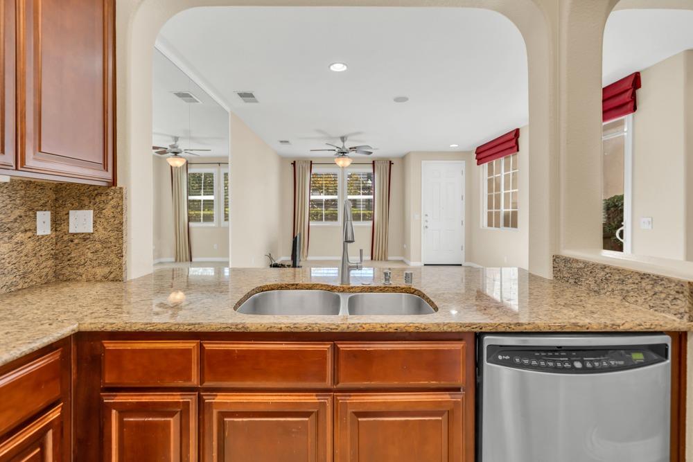 3919 Streamline Street