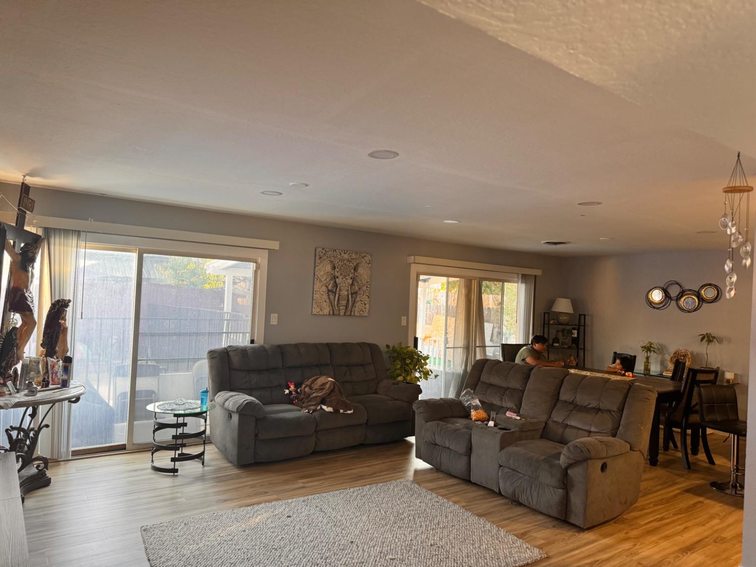 5960 Valley Hi Drive