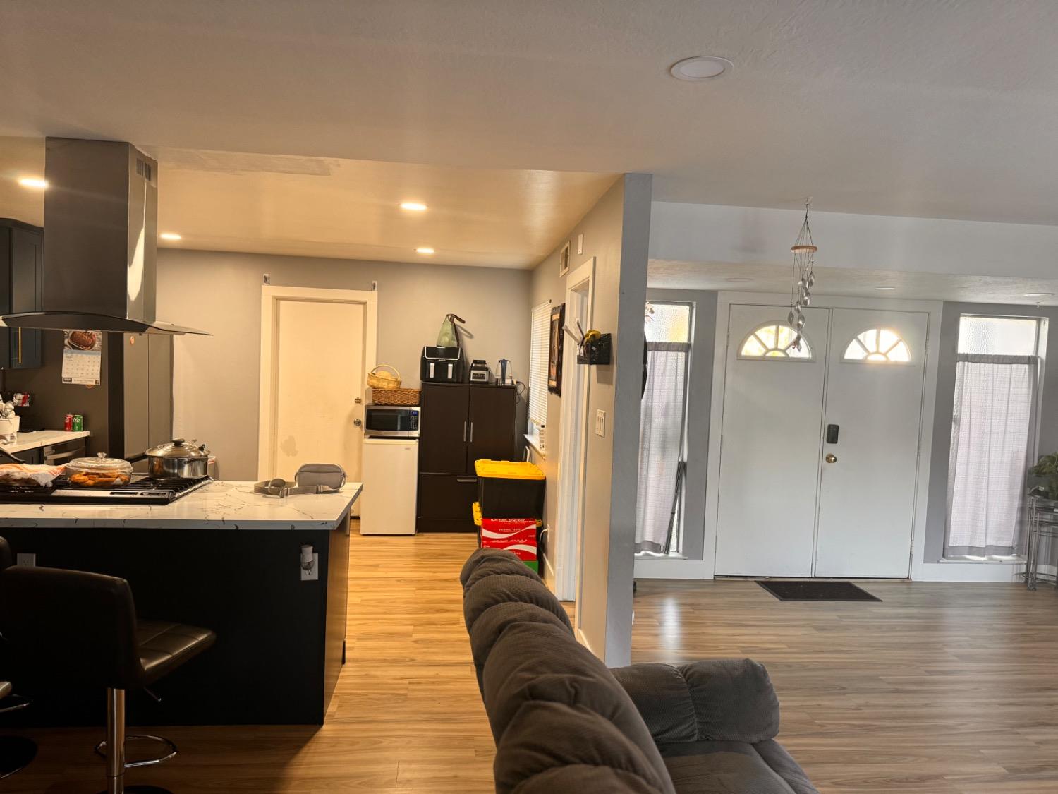 5960 Valley Hi Drive