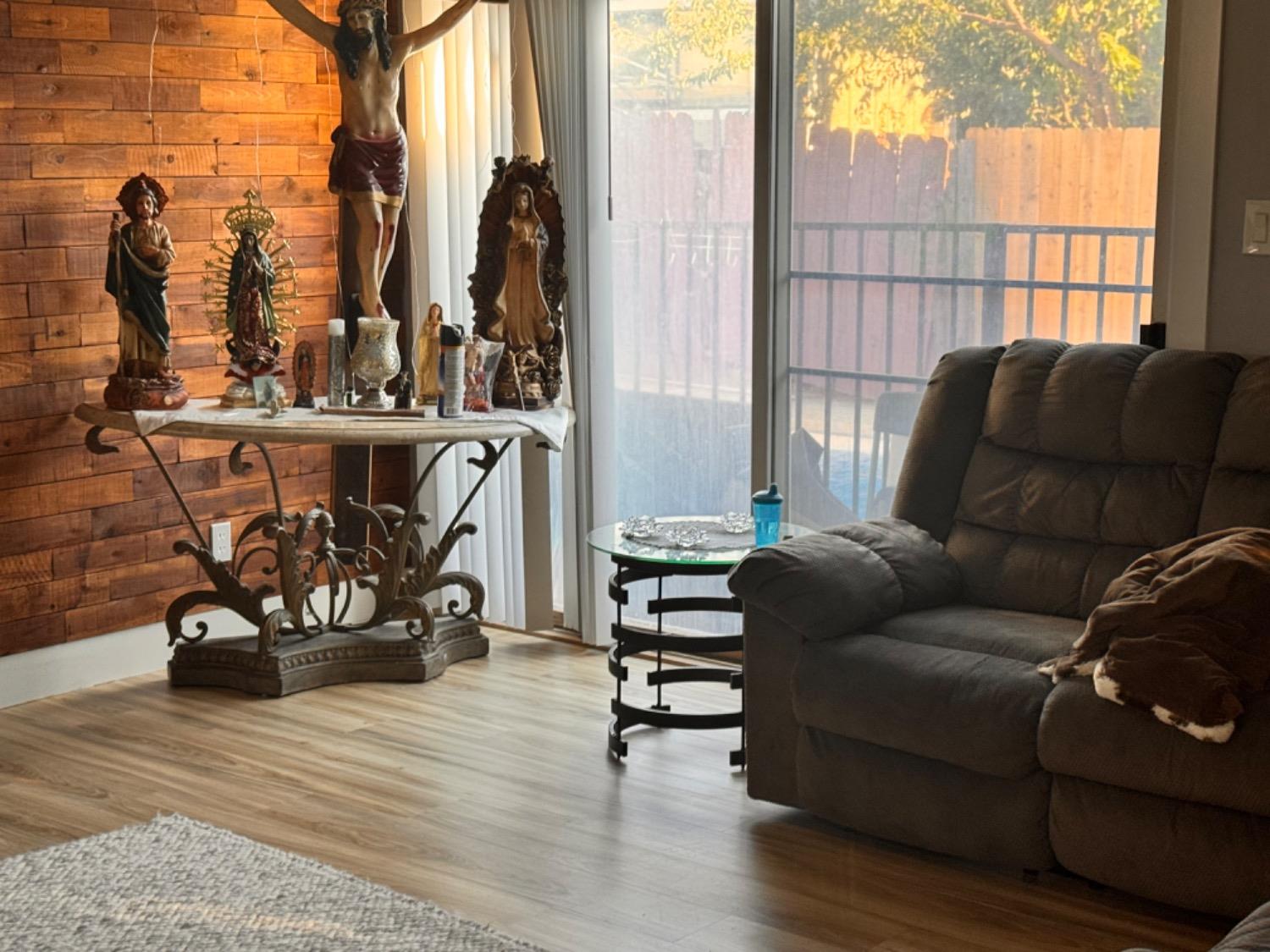 5960 Valley Hi Drive