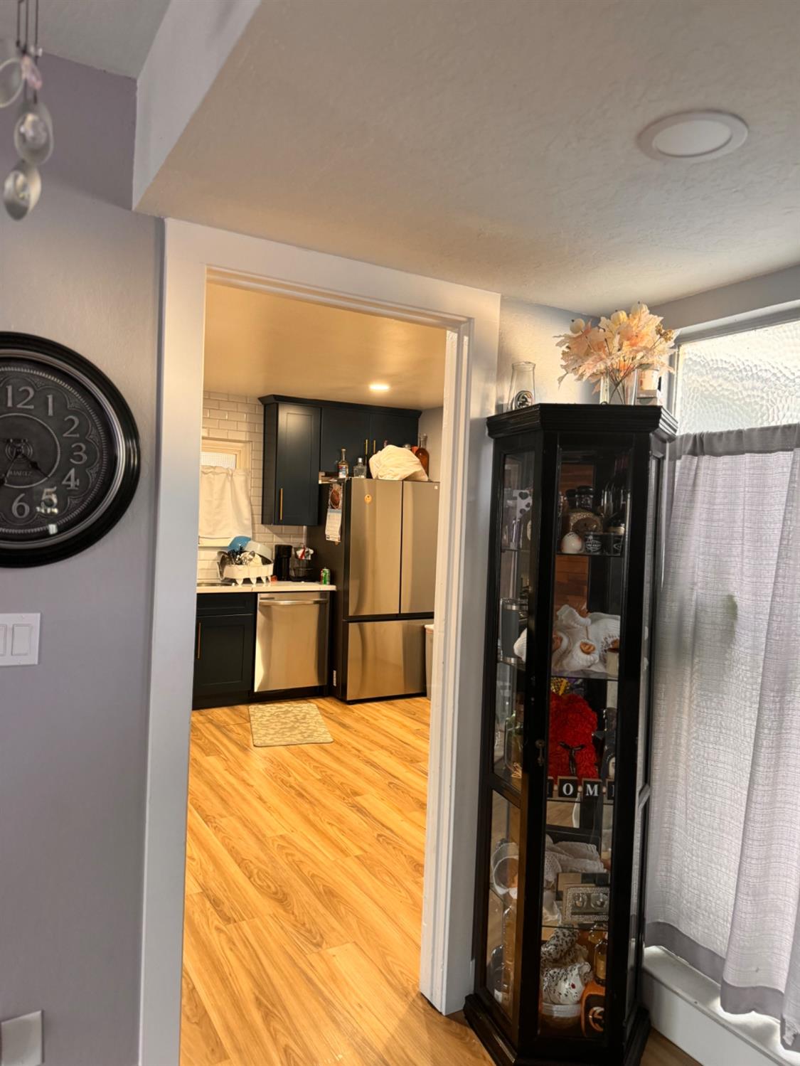 5960 Valley Hi Drive