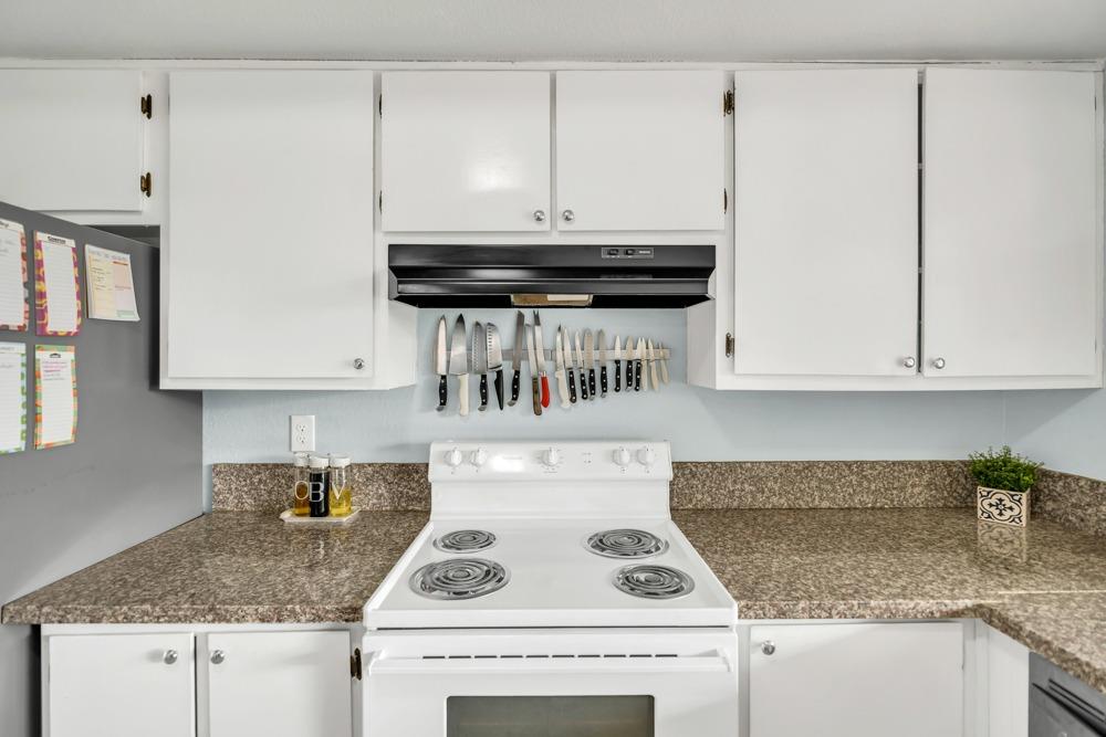 3605 Sunrise Pines Drive