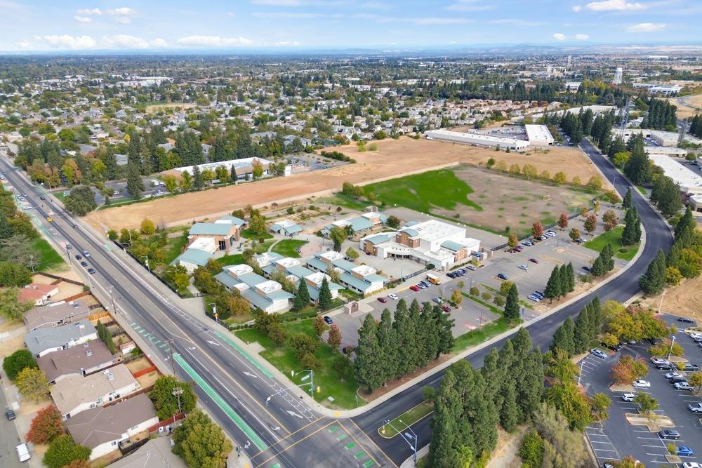 3605 Sunrise Pines Drive