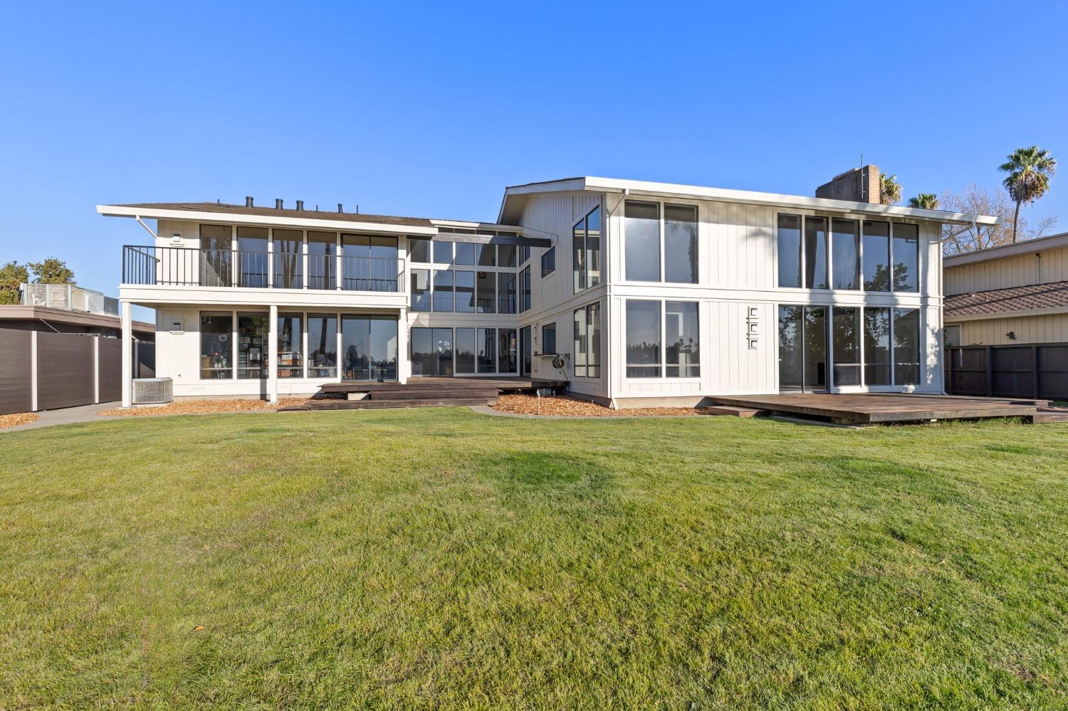 6440 Havenside Drive