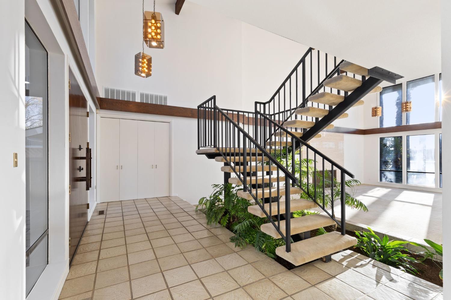 6440 Havenside Drive