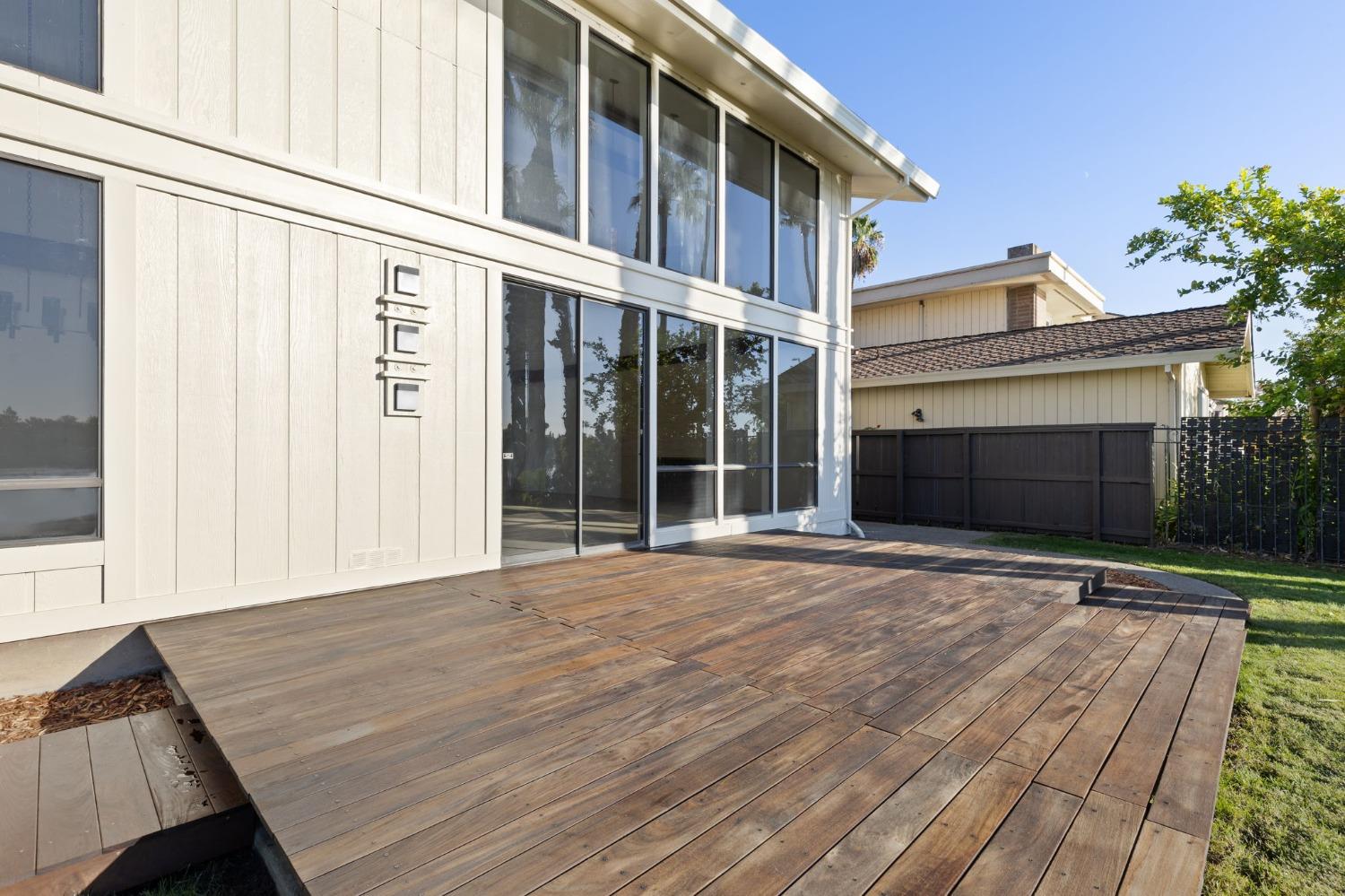 6440 Havenside Drive