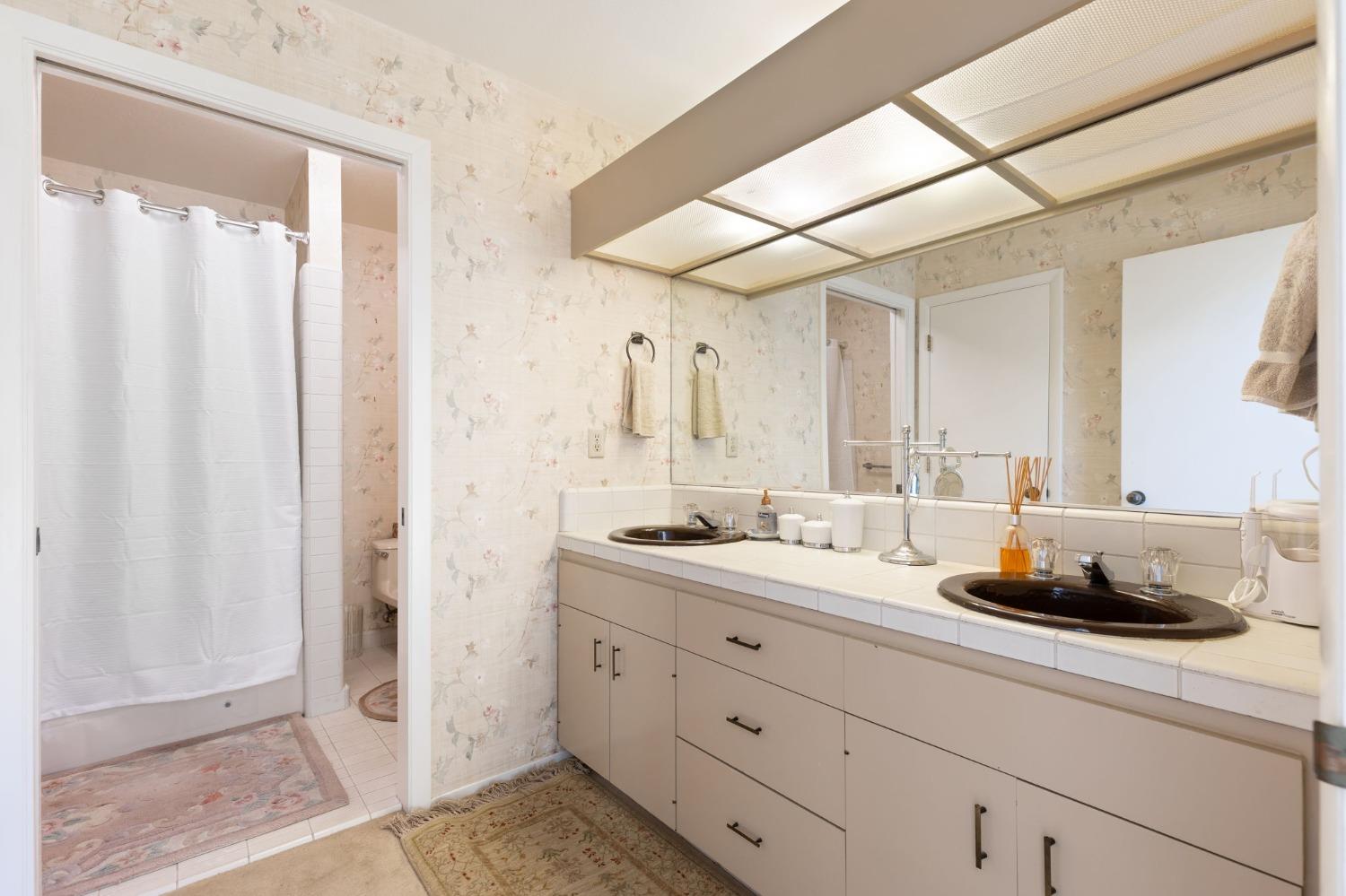 6440 Havenside Drive