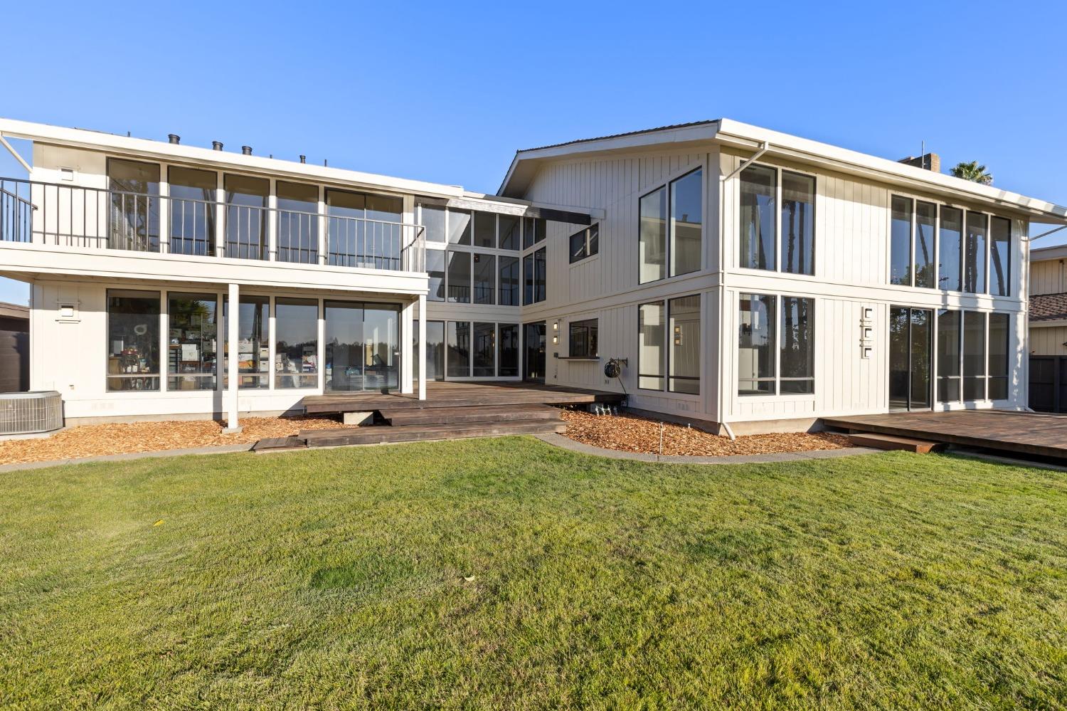 6440 Havenside Drive