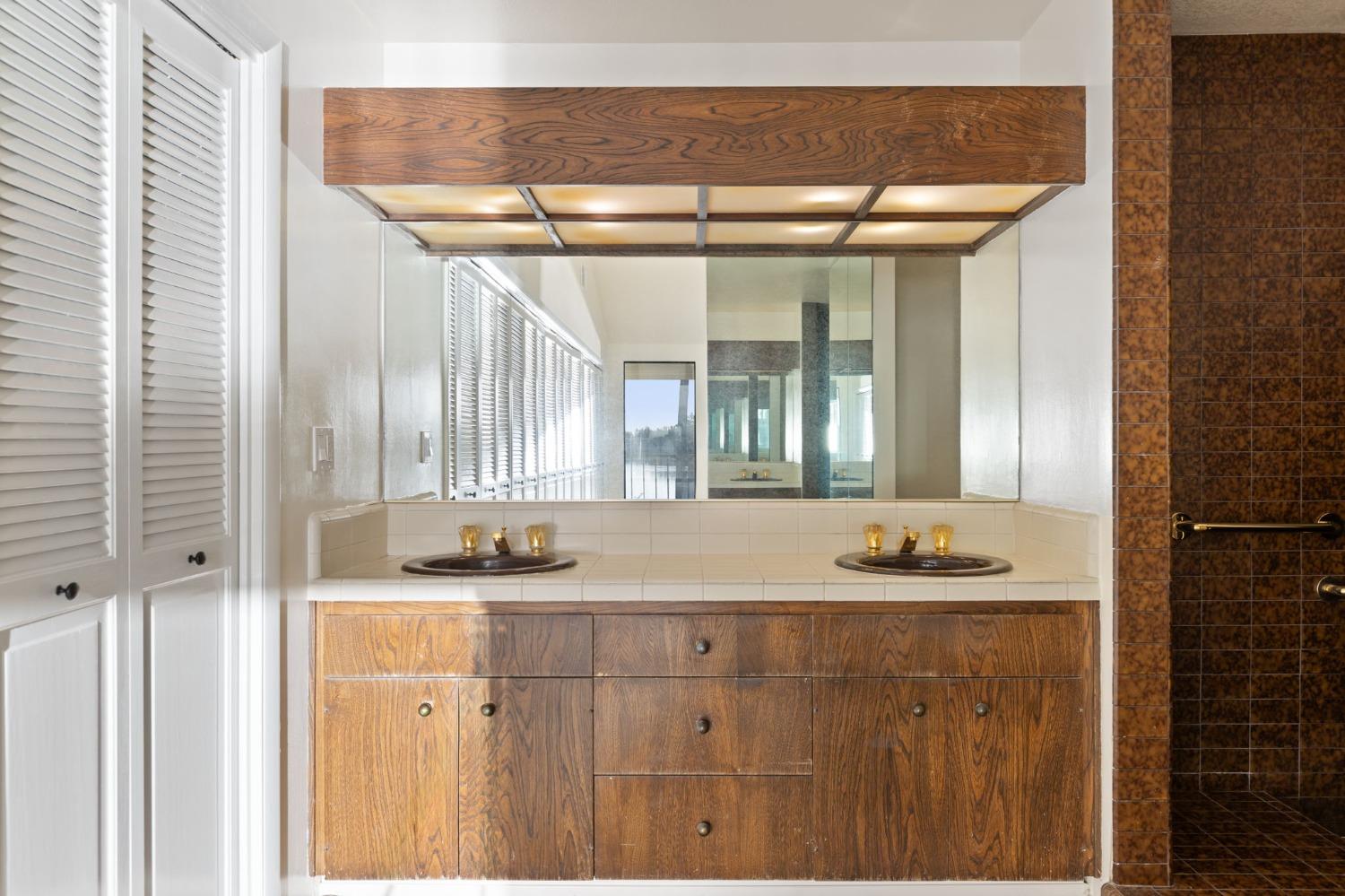 6440 Havenside Drive