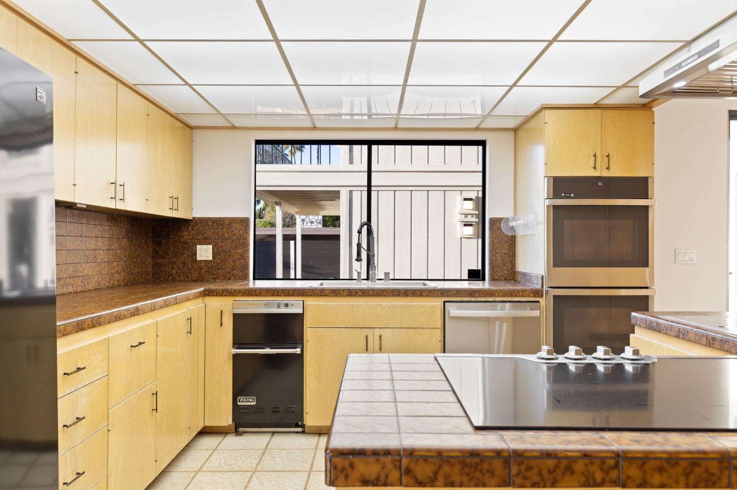 6440 Havenside Drive