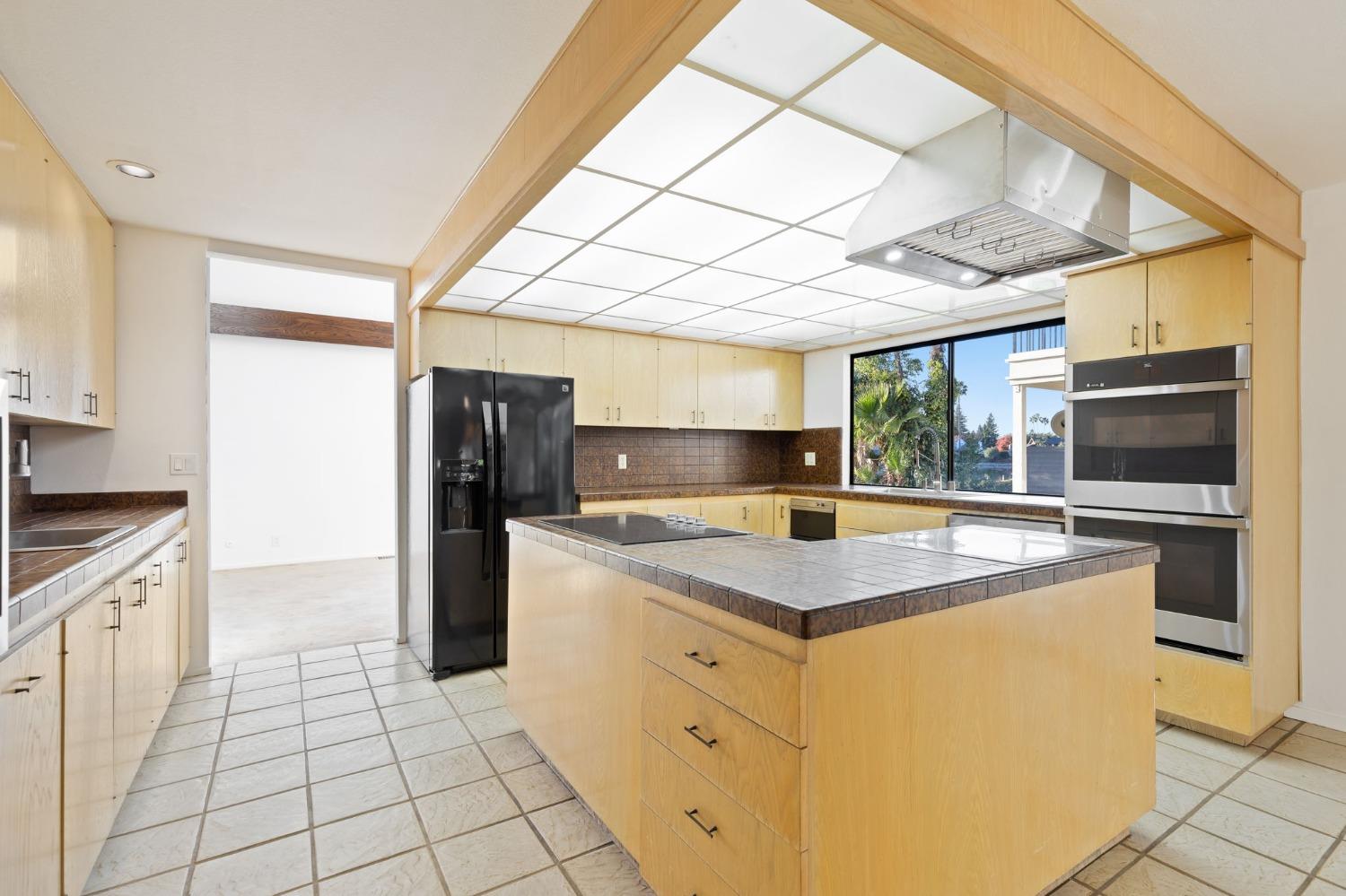 6440 Havenside Drive