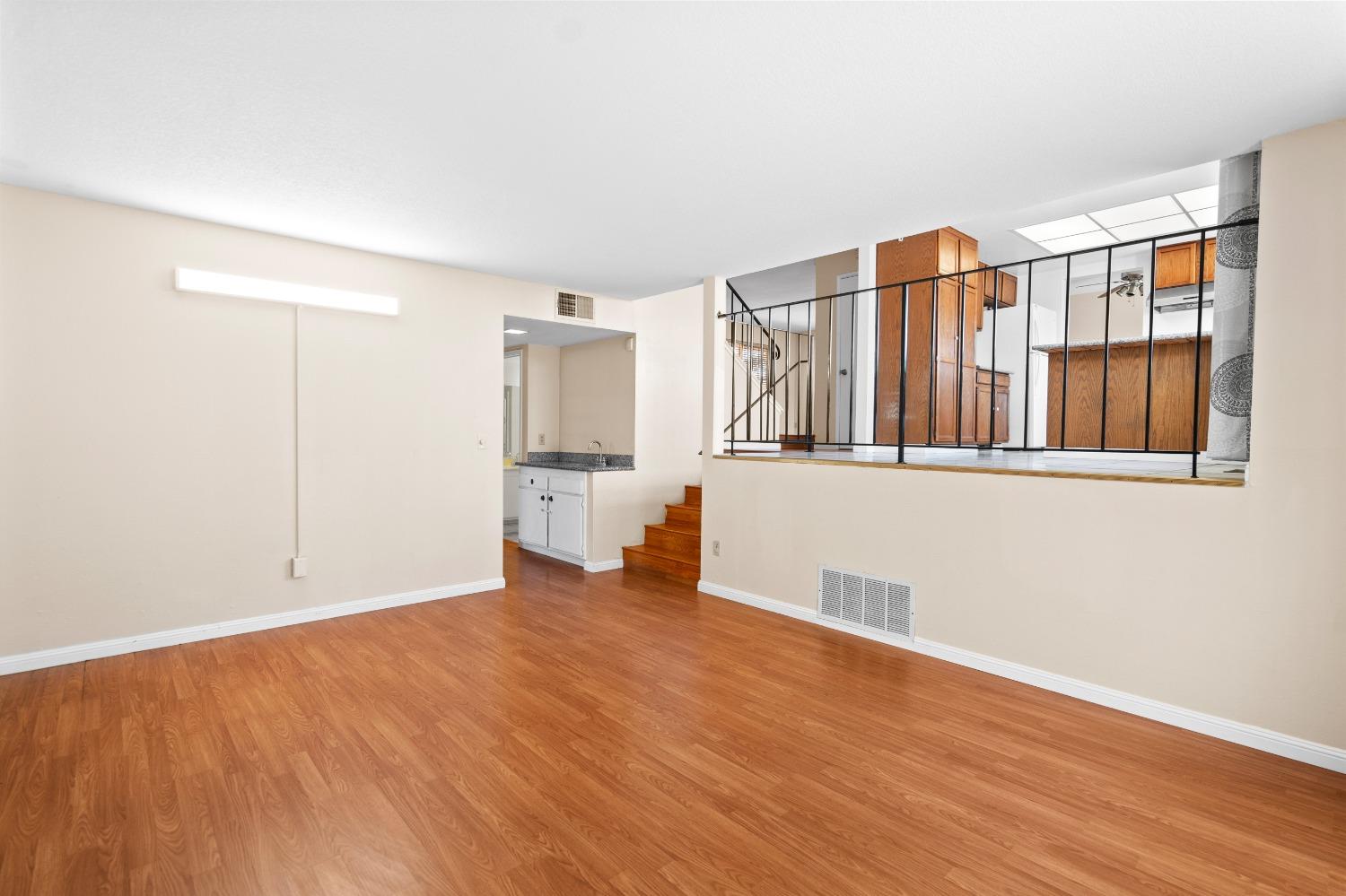 7442 Prosperity Court