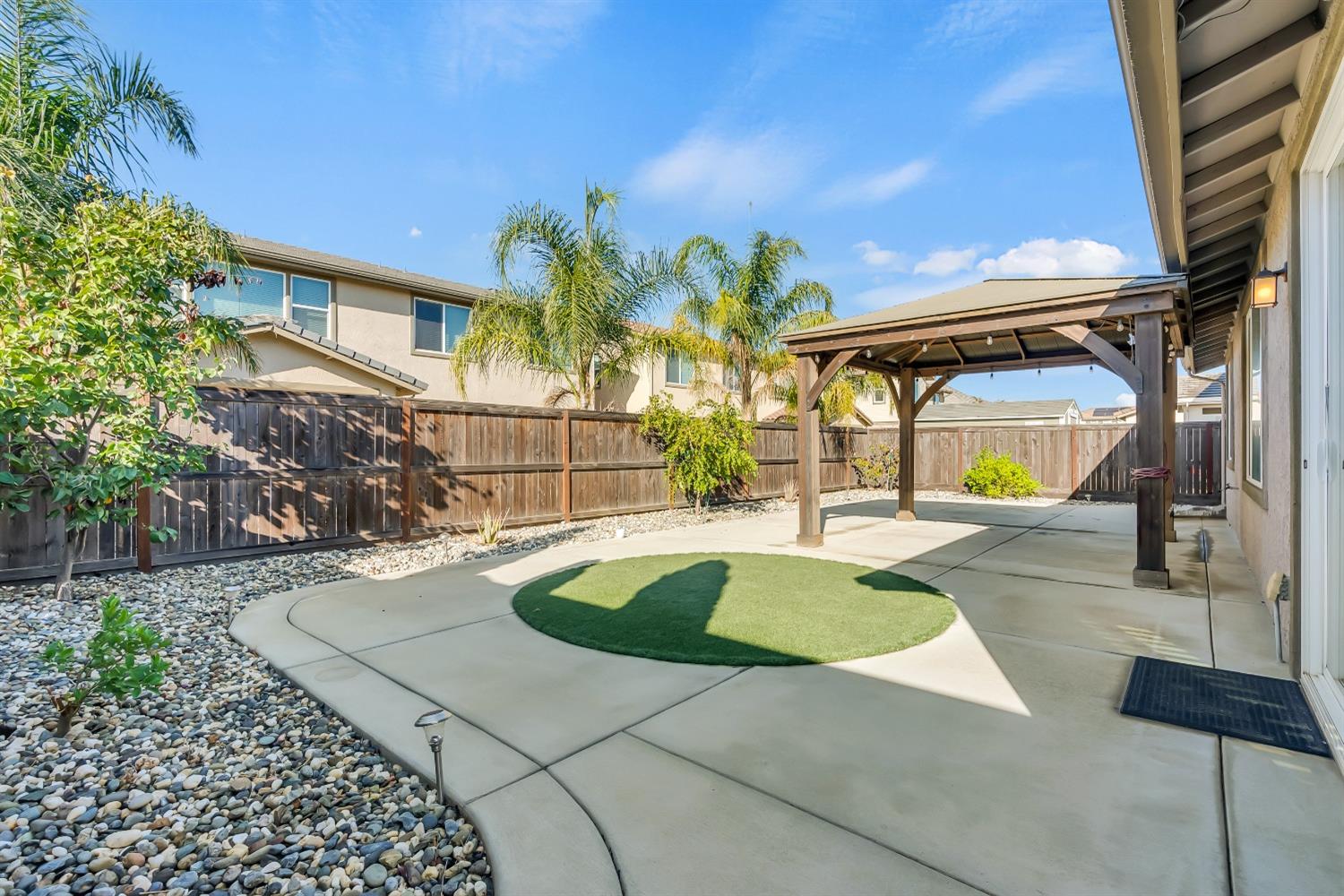 10092 Robert Watkins Way