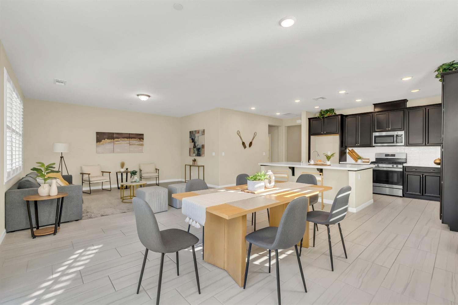 10092 Robert Watkins Way