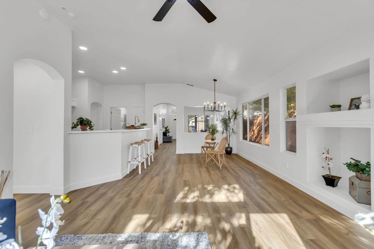 9128 BRISTOL PLAZA Way