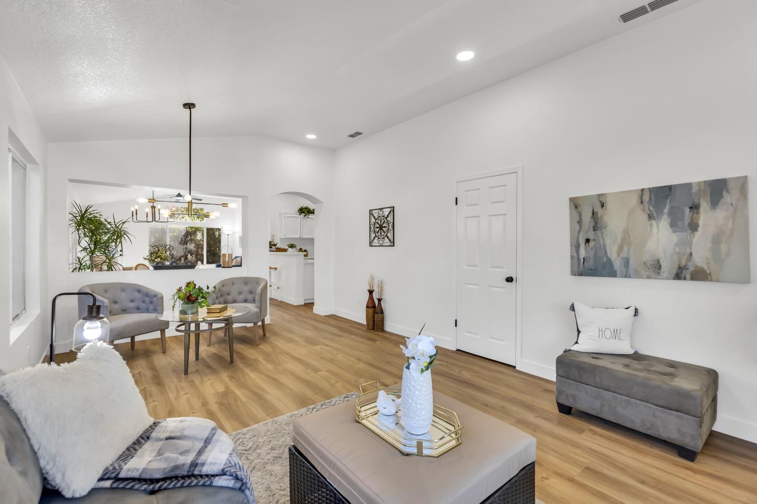 9128 BRISTOL PLAZA Way