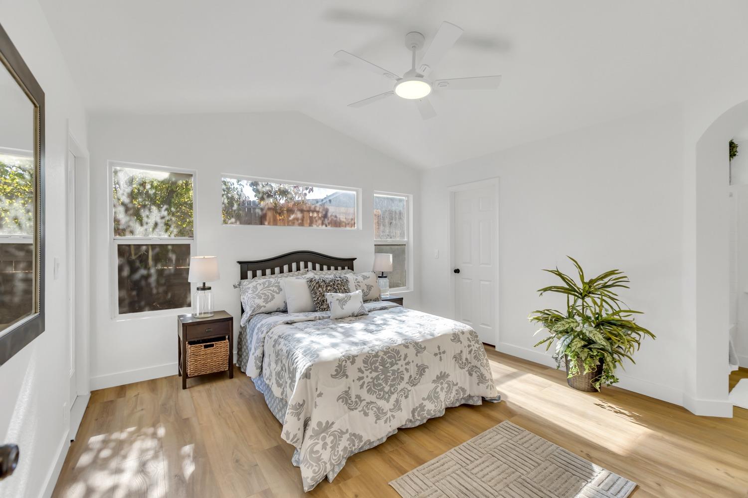 9128 BRISTOL PLAZA Way