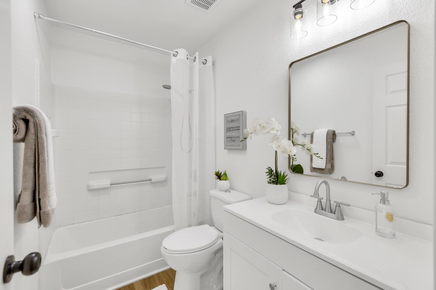 9128 BRISTOL PLAZA Way